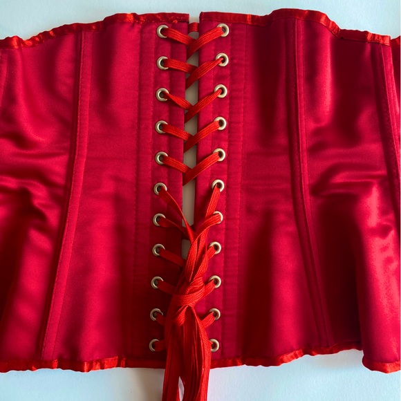 North Bound Leather Women’s Satin Red Underbust Cincher / Corset - Picture 5 of 13